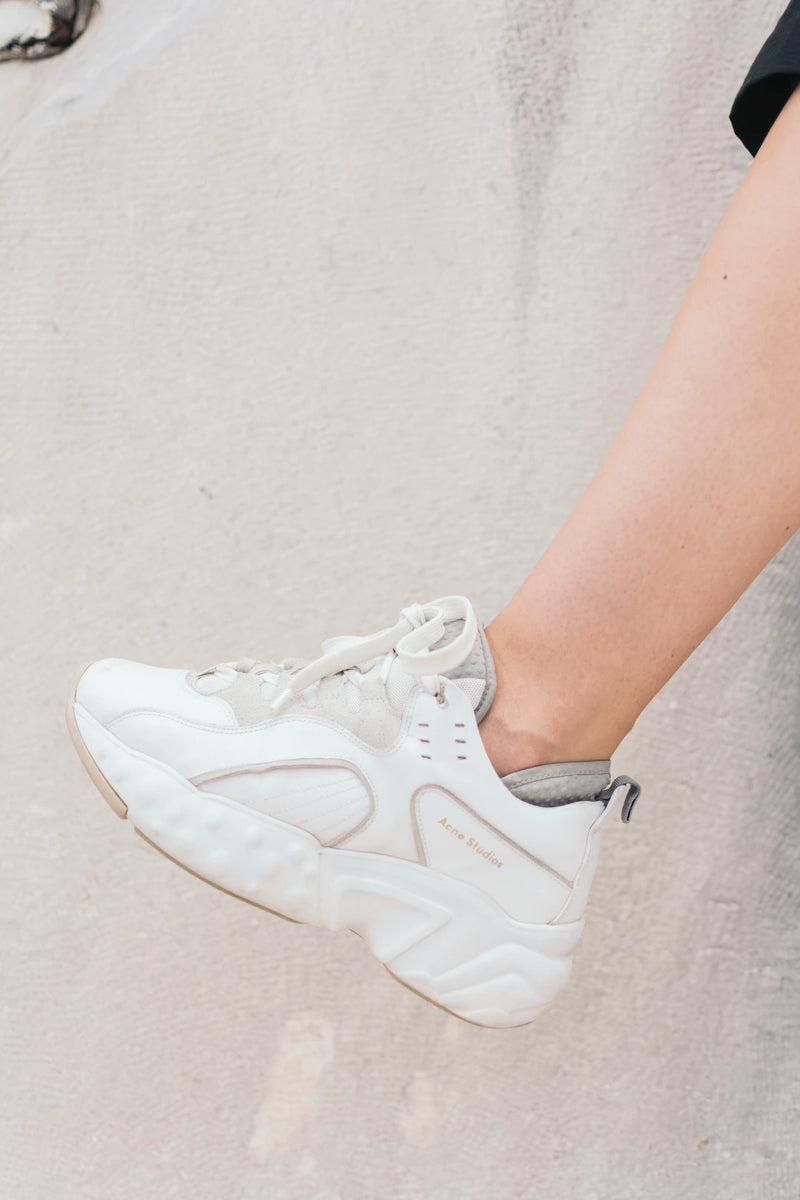 Elevate Your Look Seamlessly Transitioning Your Sneakers from Day to Night